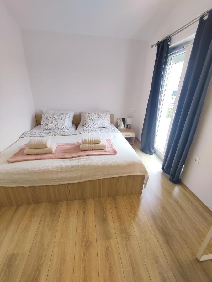 Three Lions Apartment Number 2 Pula Exterior photo